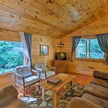 Bryson City Cabin With Fire Pit On Coopers Creek! Bagian luar foto