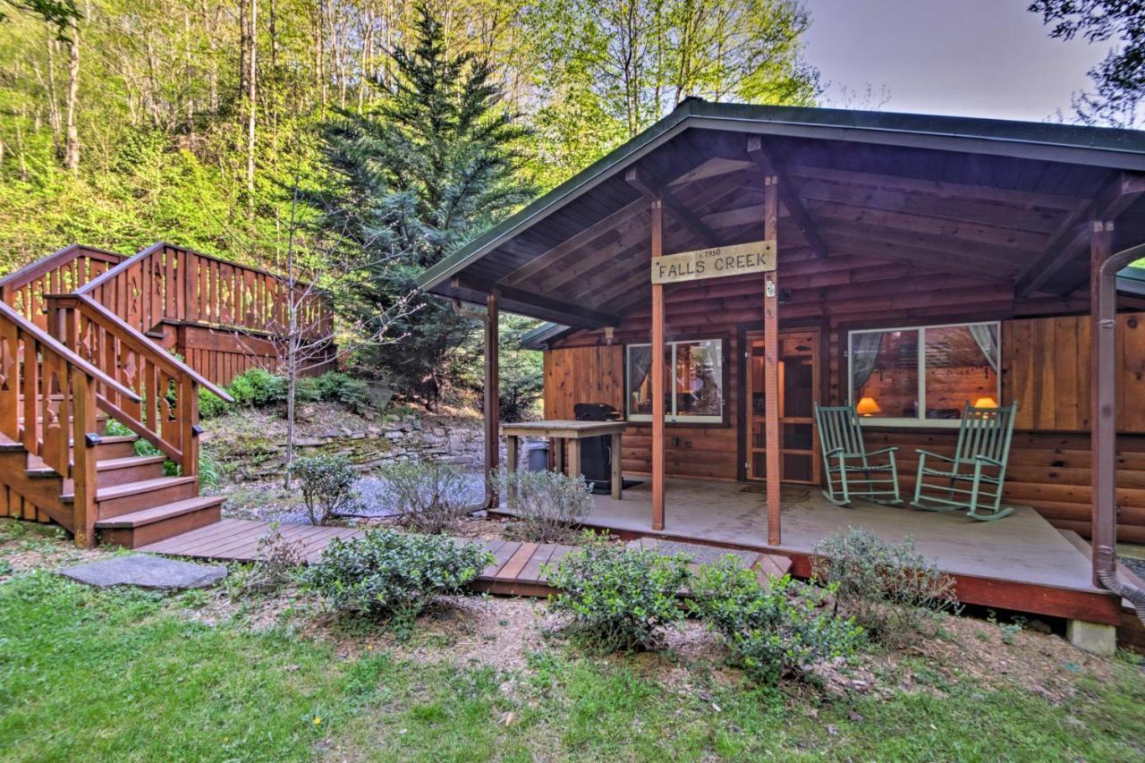 Bryson City Cabin With Fire Pit On Coopers Creek! Bagian luar foto