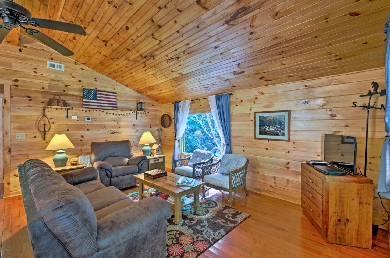 Bryson City Cabin With Fire Pit On Coopers Creek! Bagian luar foto